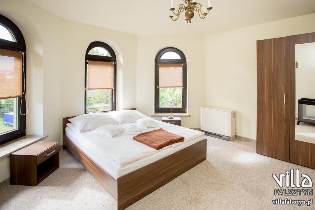 Villa Falsztyn Holiday Home Esterno foto